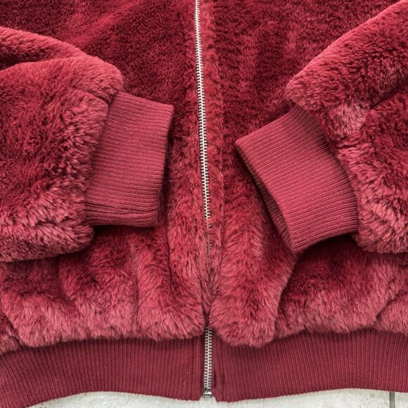 Love Tree Burgundy Soft Cozy Faux Fur Hooded Jacket Size L Womens - Picture 4 of 9